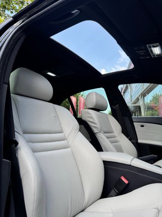 BMW M5 V10