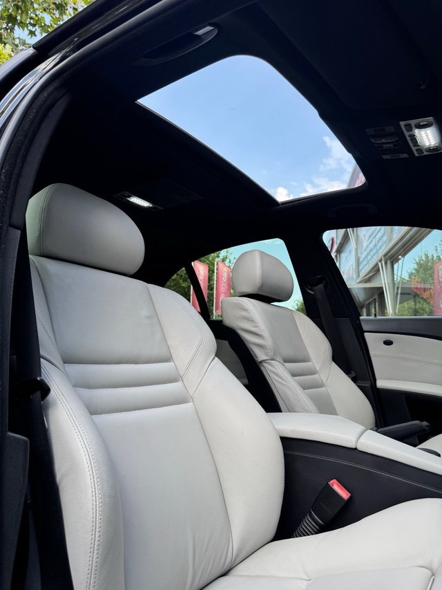 BMW M5 V10