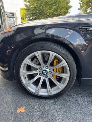 BMW M5 V10