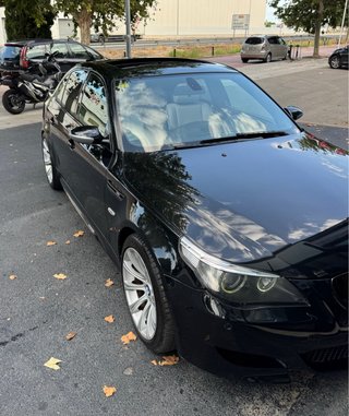 BMW M5 V10
