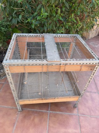 Jaula grande para pájaros