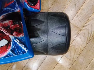 Quad a batería Spiderman para niños