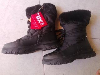 Botas veganas de invierno negras