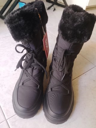 Botas veganas de invierno negras