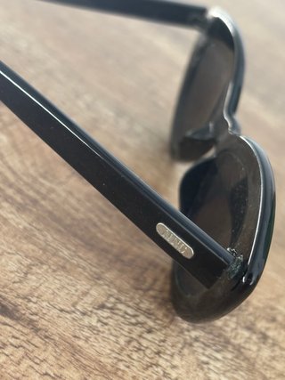 Gafas de sol negras