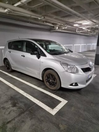 Toyota Verso 2011.   55.000km!!!