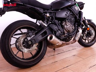 YAMAHA XSR 700