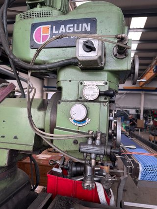 Fresadora universal Lagun