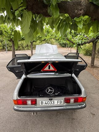 Mercedes-Benz W123 280E 1982