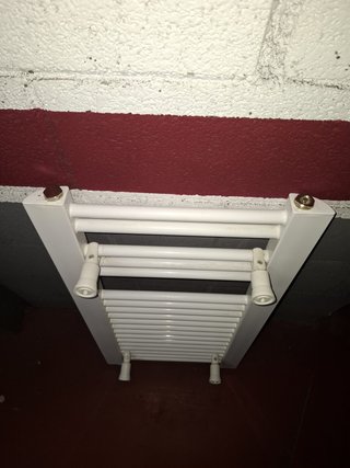 Radiador Toallero Agua Blanco
