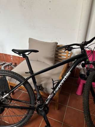 Bicicletta Cannondale Nera