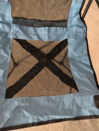 Silla de camping plegable azul (tengo dos iguales)