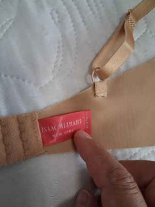 Sujetador beige sin aros