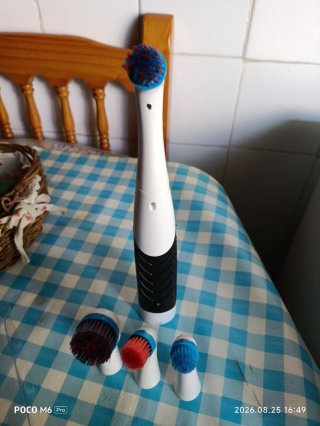 Cepillo automático de limpieza