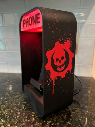 Soporte Cargador iPhone Cabina "Gears Of War"