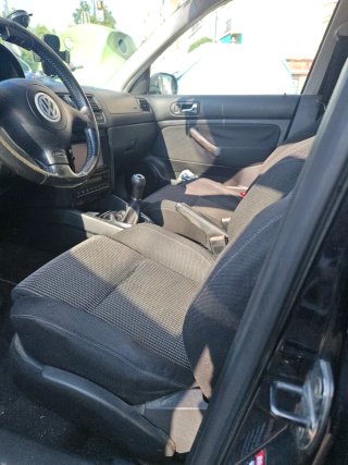 Volkswagen Golf 2003