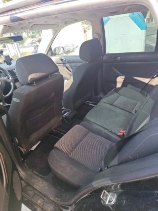 Volkswagen Golf 2003