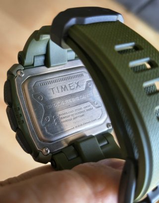 Timex Command Camuflaje Verde.