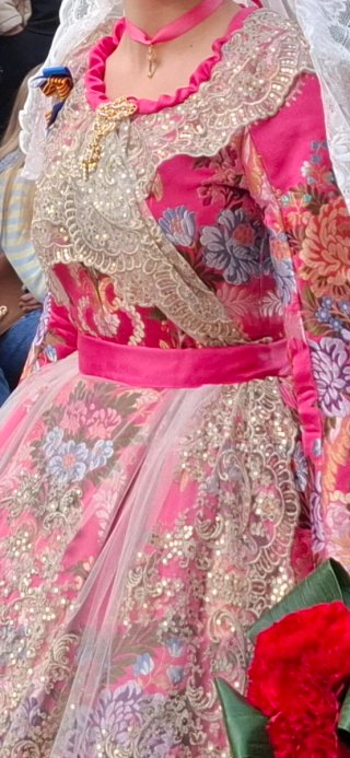 Traje de Fallera Rosa Completo