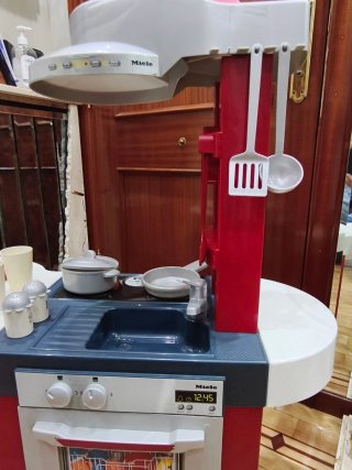 Cocina de juguete Miele como nueva