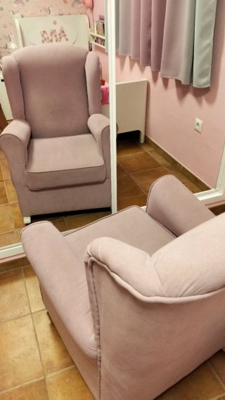 Sillón mecedora lactancia tela beige/rosa