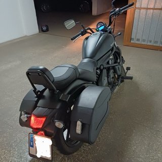 Kawasaki Vulcan S 650 Negra + Extras