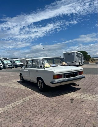 SEAT 124 1980