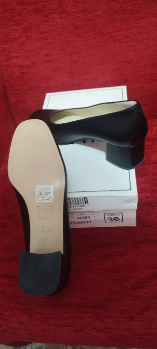 Zapatos de salón negros El Corte Inglés T.38
