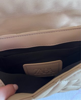 Bolso Zara Beige Cadena Dorada
