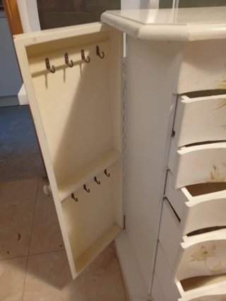 Joyero antiguo pintado a mano