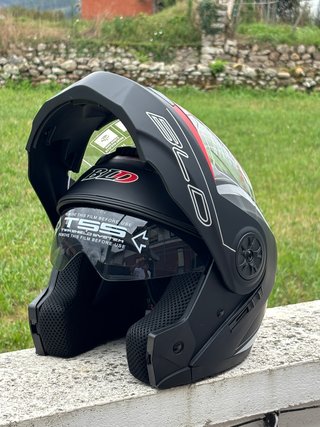 Casco de moto integral negro