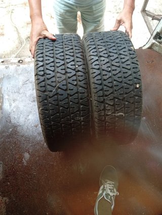 Pareja neumáticos TRX Michelin nuevos 220/55 VR365