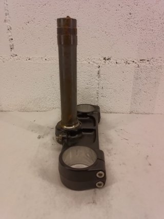 Tija Monster S4R 695 400 Ducati inferior direccion