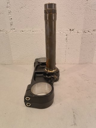 Tija Monster S4R 695 400 Ducati inferior direccion