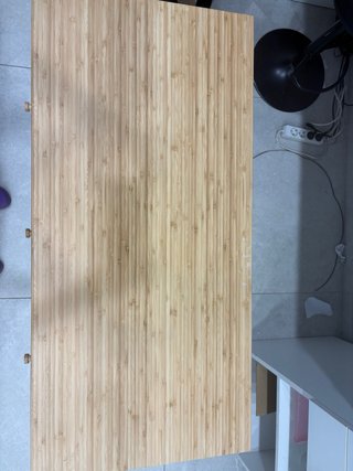 Scrivania in bambù e metallo con cassetti