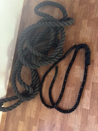 Cuerda de batalla y cuerda de salto de peso