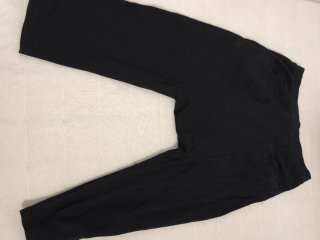 Pantalón negro hombre