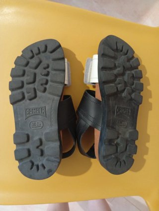 Sandalias Camper Mujer Negras y Blancas