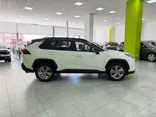 Toyota Rav4 Advance 4x4 2.5 220H HEV ESPECTACULAR!