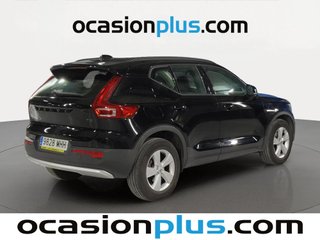 Volvo XC40 T2 Essential 95 kW (129 CV)