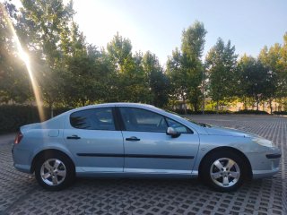 Peugeot 407 2004