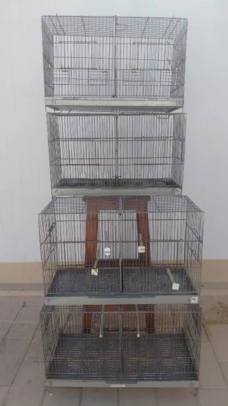 Jaulones cría de pájaros 1 jaulon 15€ los 4 a 50€