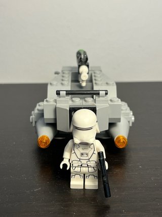 LEGO Star Wars Microfighters Primera Orden