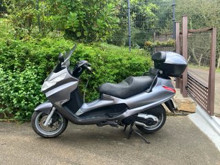 Piaggio X8 400 Gris ITV recién pasada