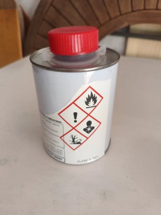 Adhesivo Neopreno.