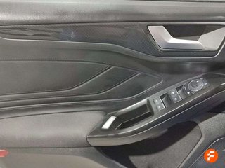 Ford Focus 1.0 Ecoboost MHEV 114kW ST-Line Auto