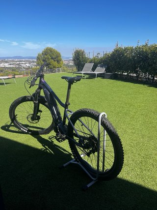 Bicicleta Eléctrica MTB mujer + extras