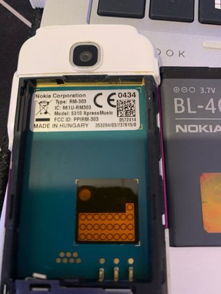 Nokia 5310 XpressMusic Viola/Bianco libere