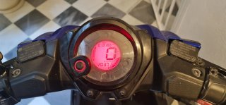 Yamaha Aerox Scooter Azul y Negro