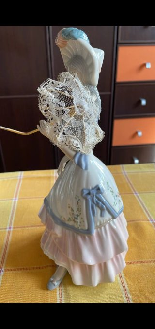 Muñeca de porcelana Tengra